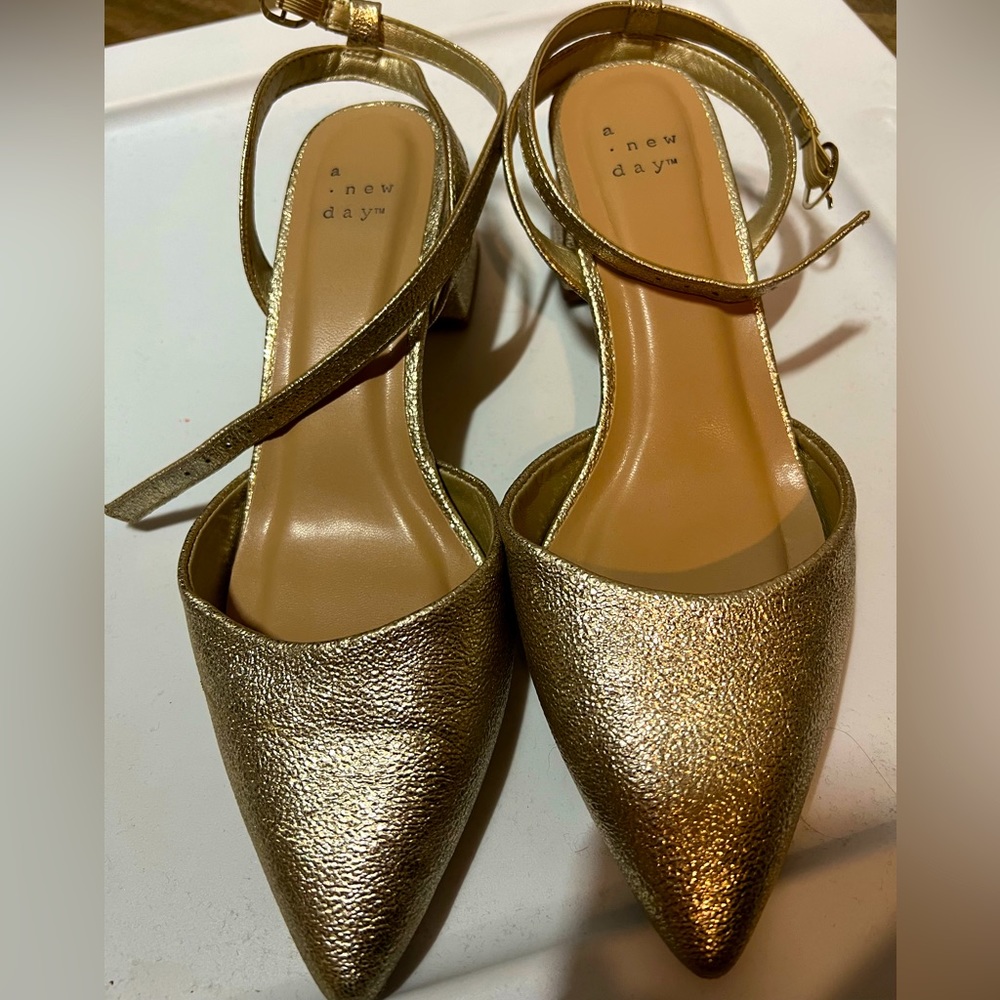 Gold Pointy Heels
